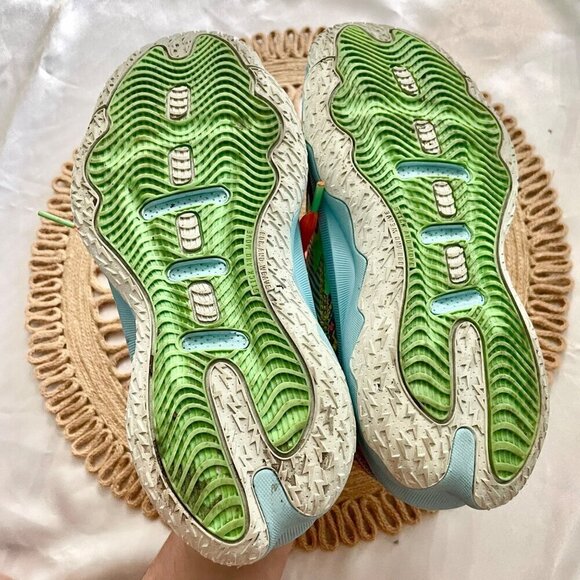 Adidas Dame 8 “Formula 0 2022 Camp” Limited Color Way Size 3.5Y - Picture 8 of 10